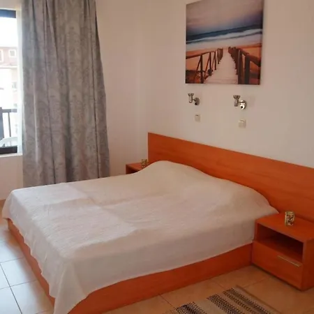 Sea View 2 Bed At